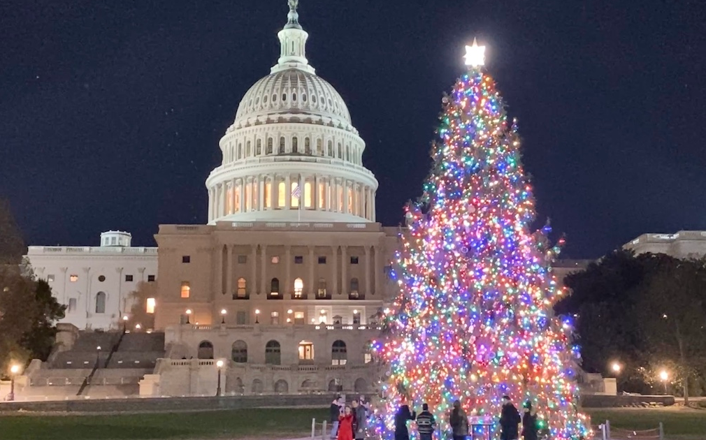 Christmas On The Potomac Warther Tours